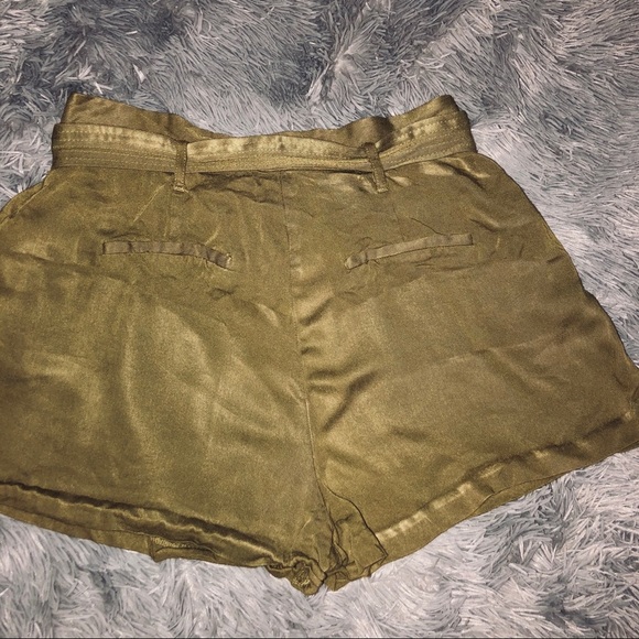 Forever 21 Olive Green Belted Shorts - Picture 5 of 6